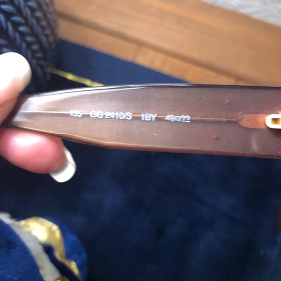 Authentic Vintage GUCCI 2410 Sunglasses - Brown - Picture 4 of 8